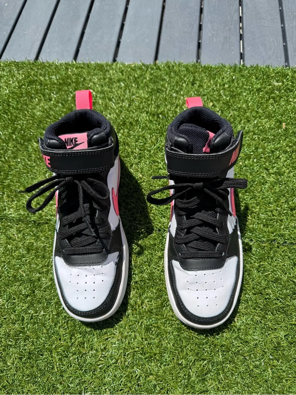 Nike Court Borough Mid  Kids' High-Top Sneakers - Black White Pink